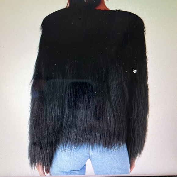 Tess black faux fur jacket - Picture 8 of 10